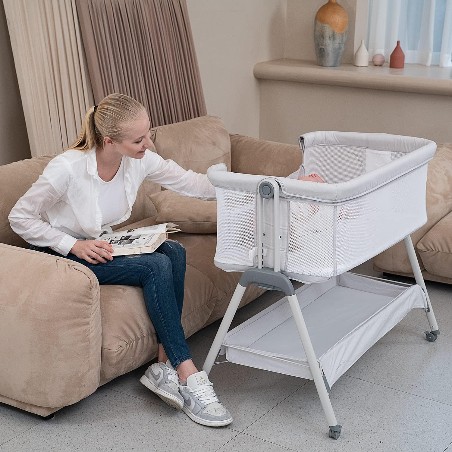 ANGELBLISS Baby Bassinet Bedside Sleeper with Wheels
